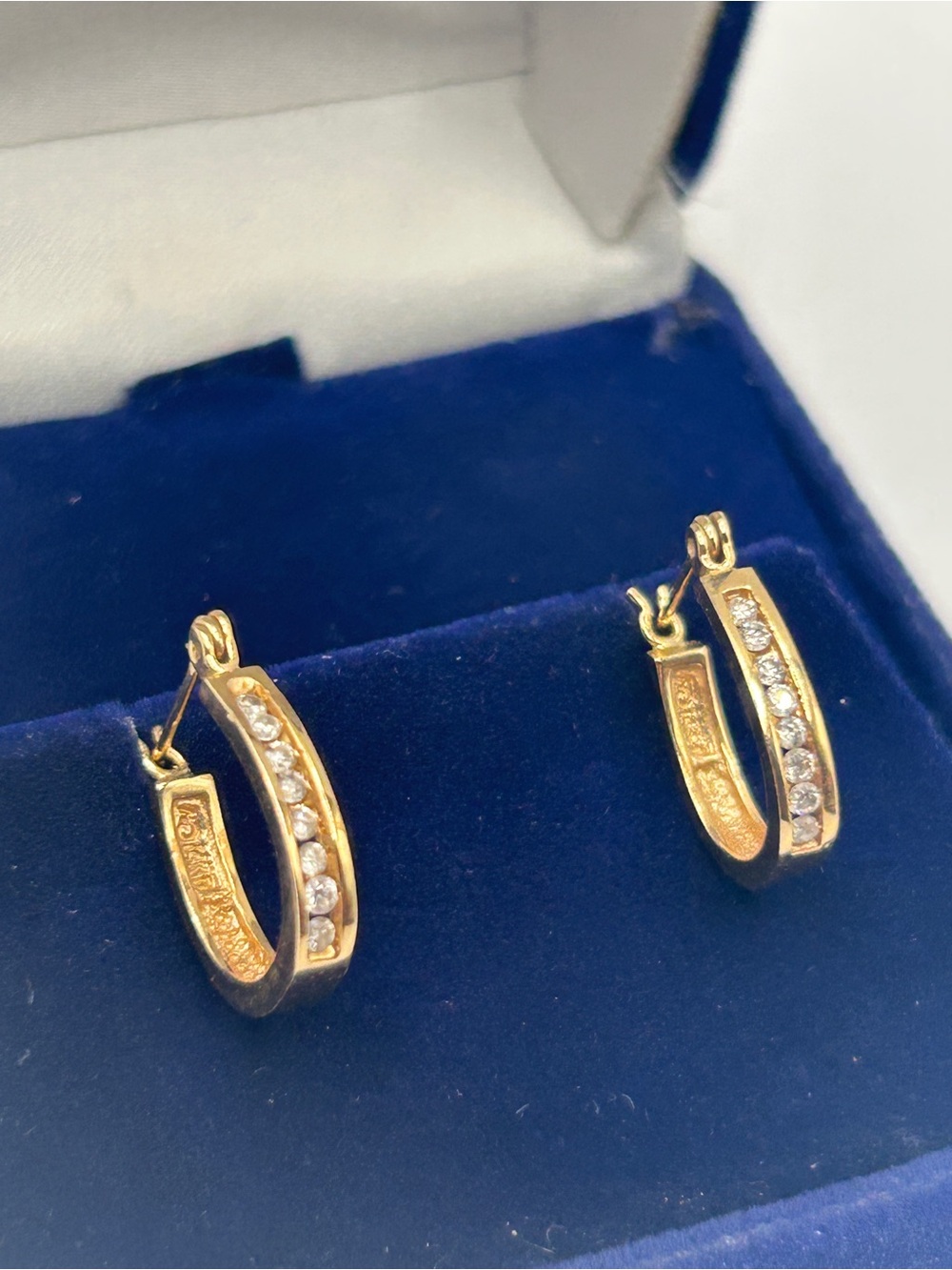 14k Solid Gold Huggie Hoop Earrings .25 TCW Diamonds - Picture 2 of 16